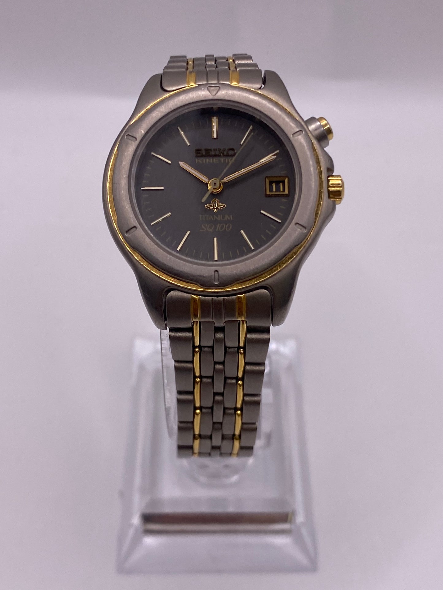 Seiko Kinetic Ladies Sports Watch With Box & Extra Links