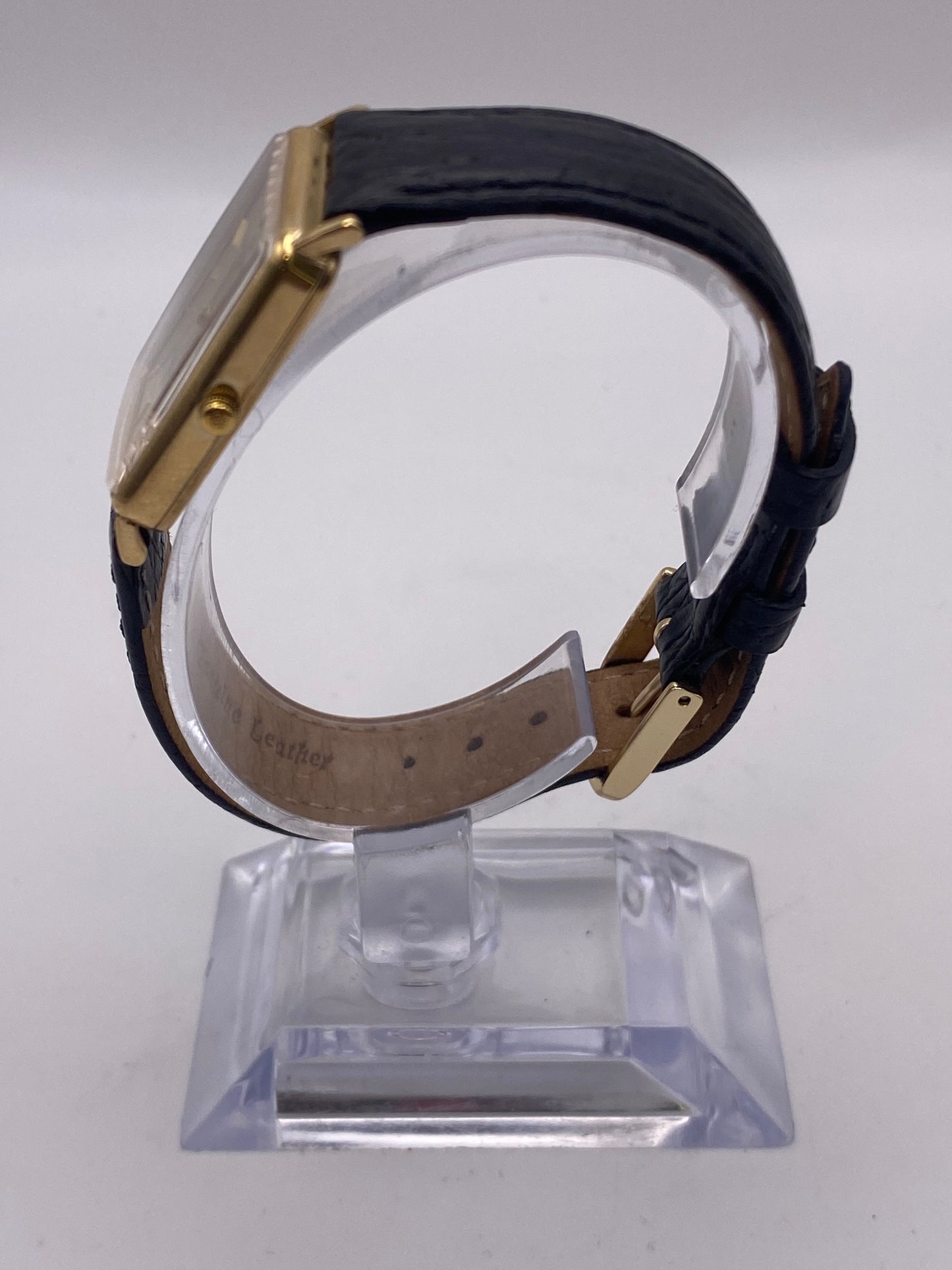 Gents Size Sovereign 9ct Gold Quartz Tank Watch With Box