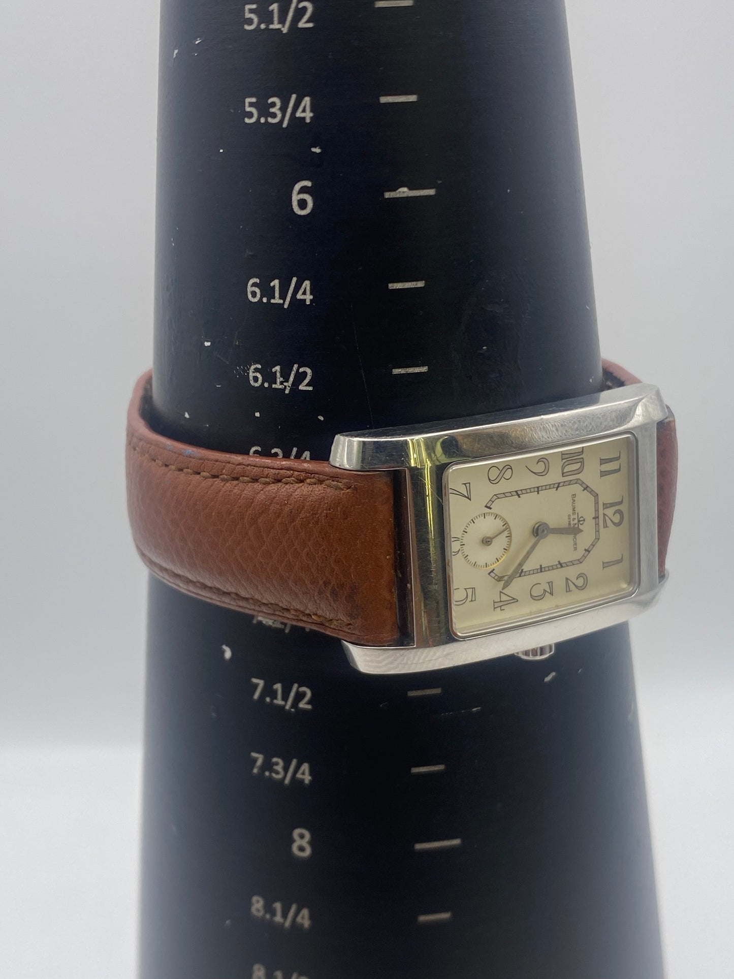 Gents Baume & Mercier Quartz Stainless Steel Quartz Tank Dress Watch