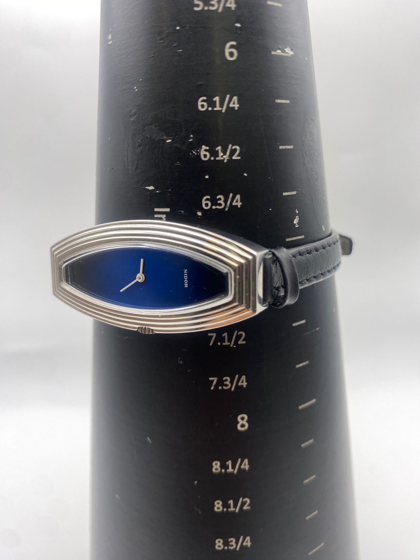 Vintage NOS Unworn Nidor Blue Gradient Dial Manual Wind Mechanical Dress Watch