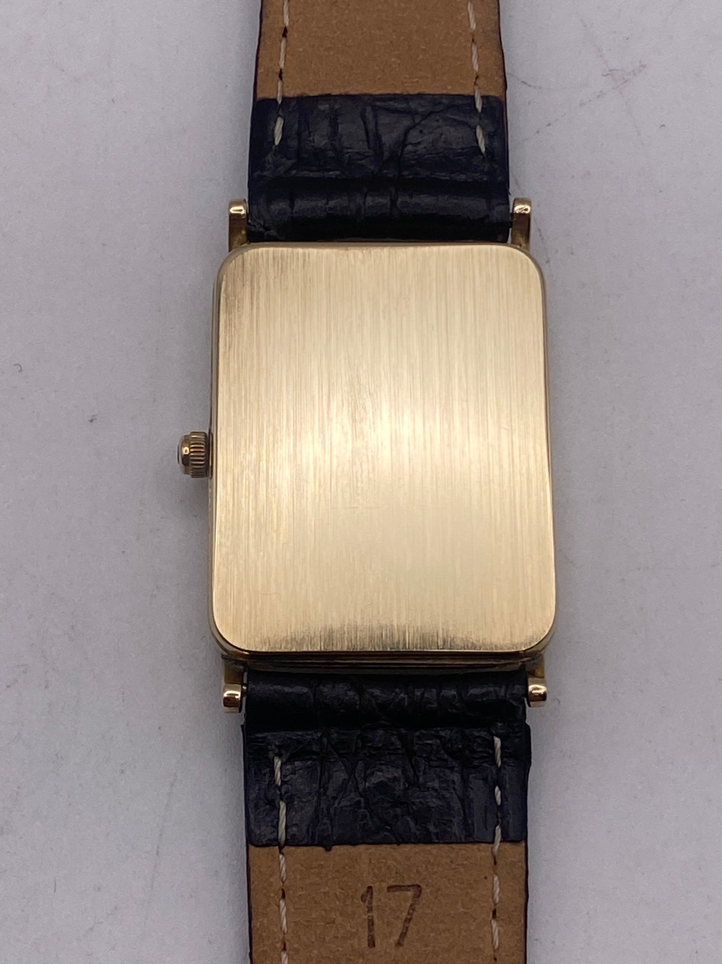 Gents Size Sovereign 9ct Gold Quartz Tank Watch With Box