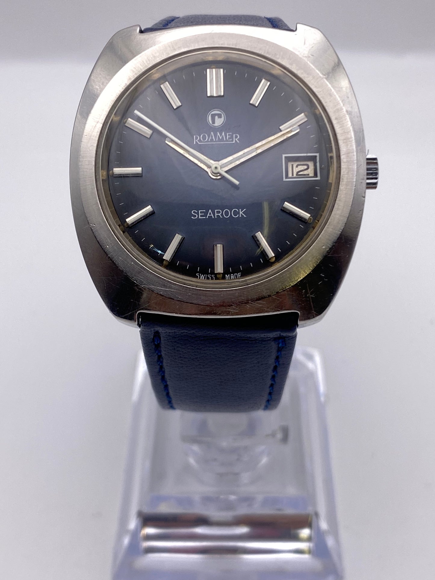 Vintage Roamer Manual Wind Mechanical Gents Dress Watch