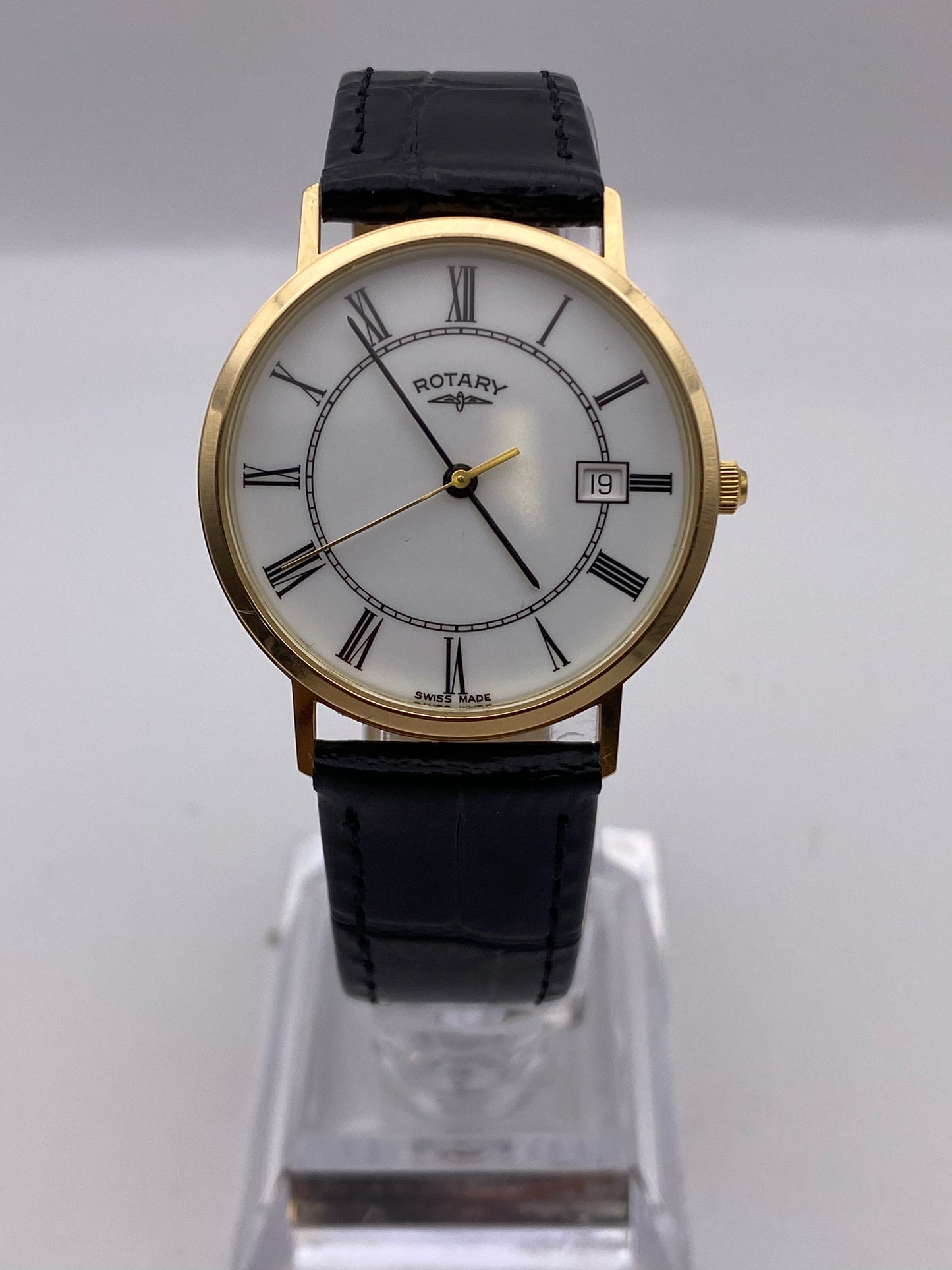 Rotary Gents White Dial Quartz 9ct Gold Dress Watch With Box