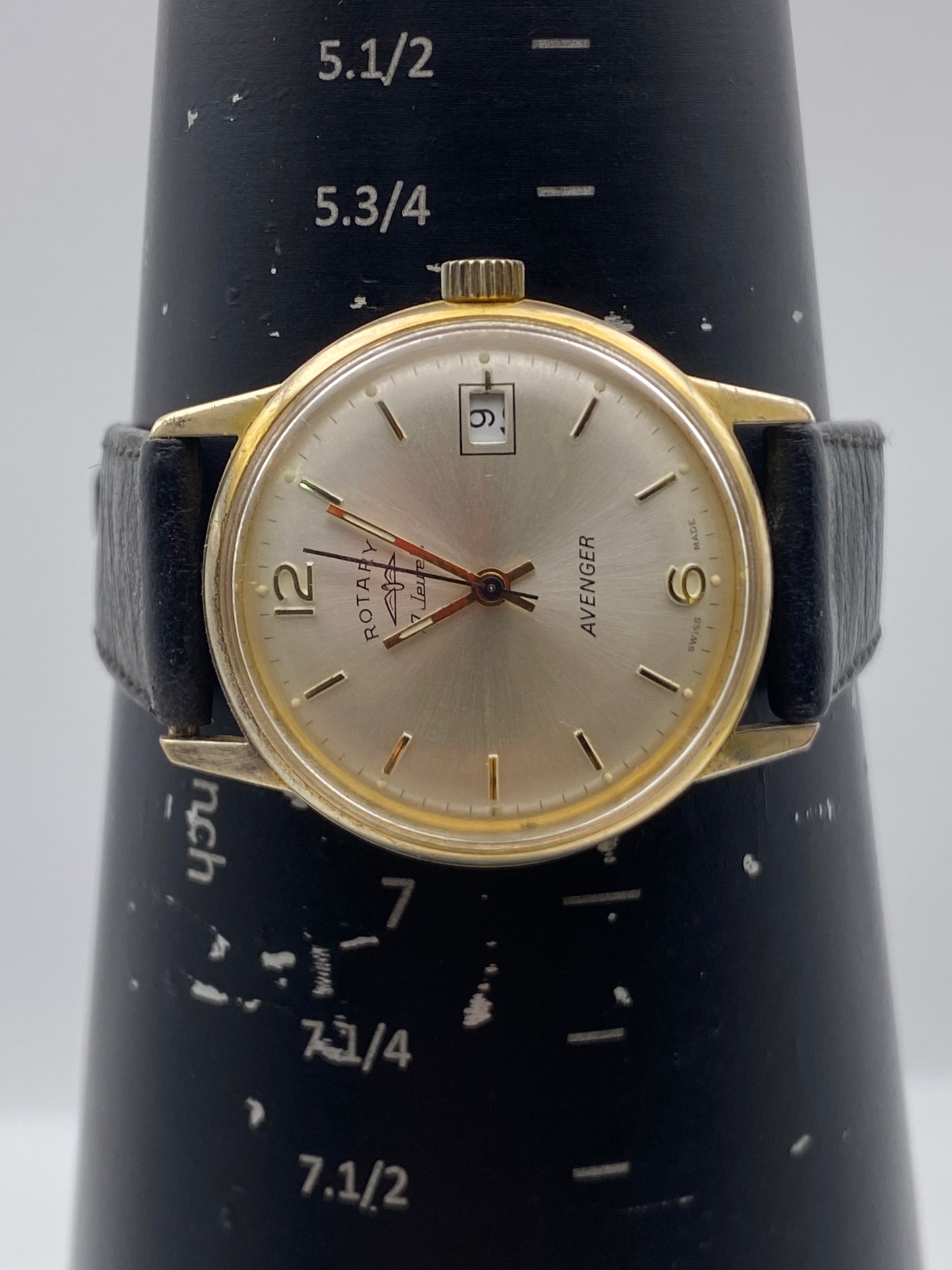 Vintage Rotary Avenger Manual Wind Mechanical Gents Dress Watch