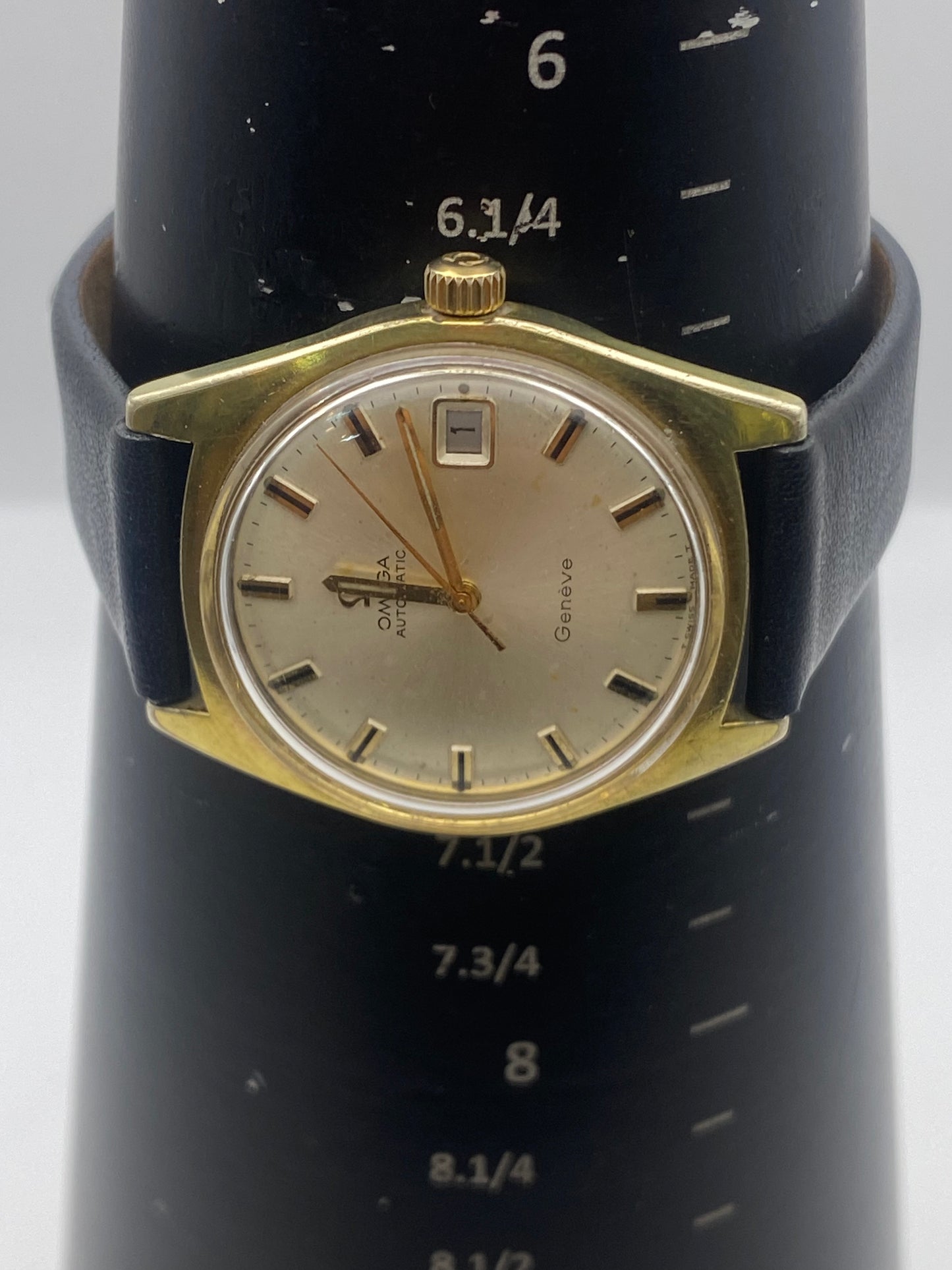 Vintage Gents Omega Geneve Circa 1968 Automatic Mechanical Gold Plated Dress Watch