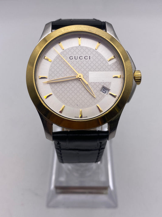 Gents Gucci Timeless 126.4 Quartz Two Tone Dress Watch