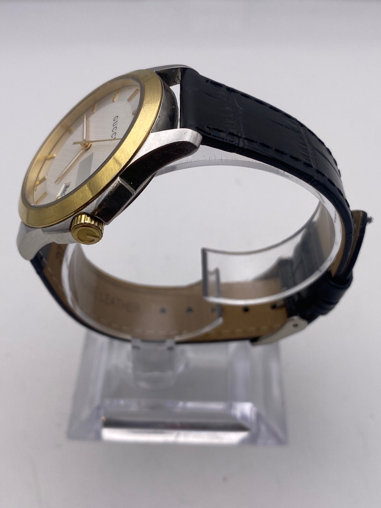 Gents Gucci Timeless 126.4 Quartz Two Tone Dress Watch