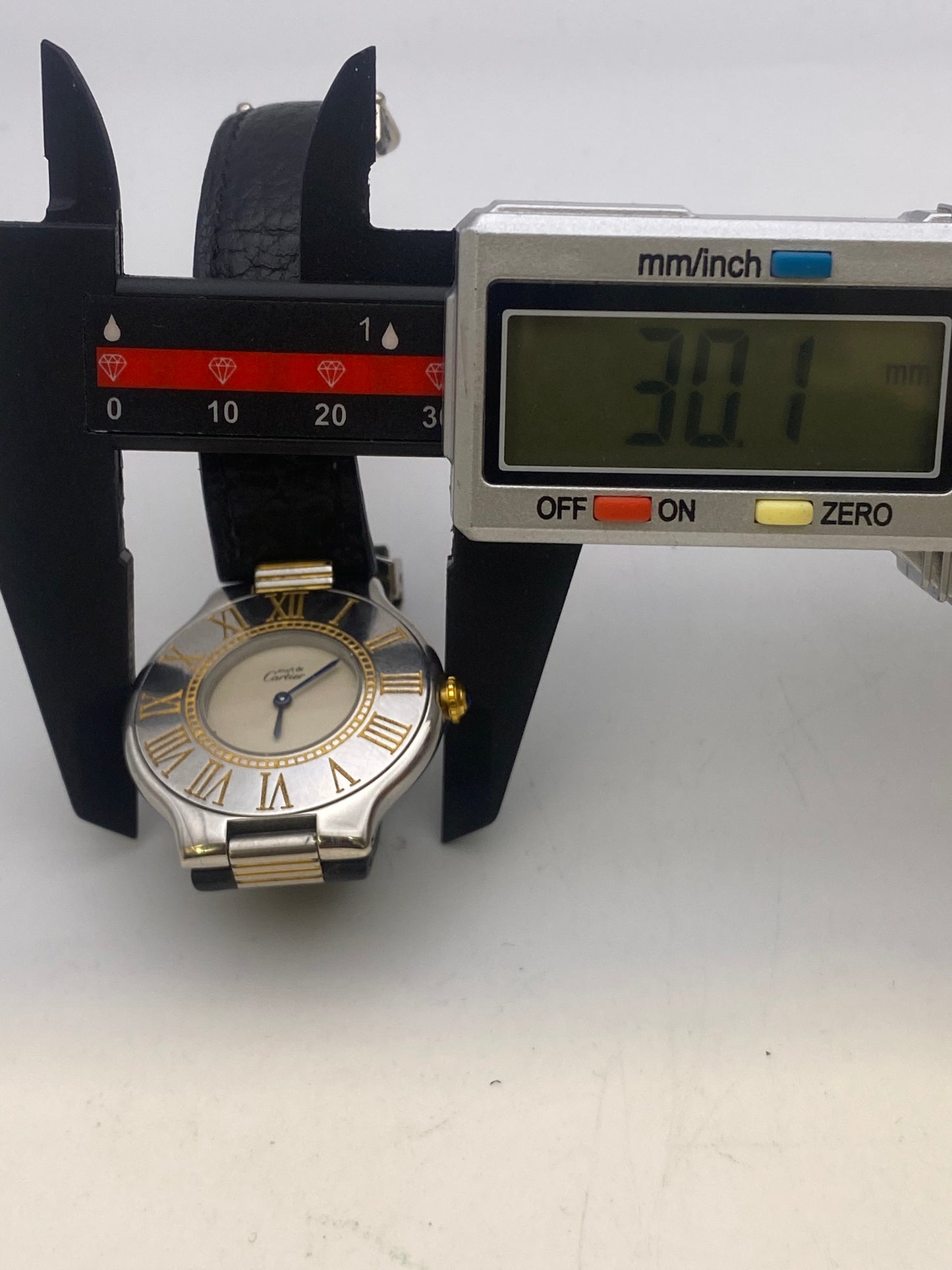 Vintage Cartier Must De 21 Unisex Quartz Dress Watch With Travel Pouch