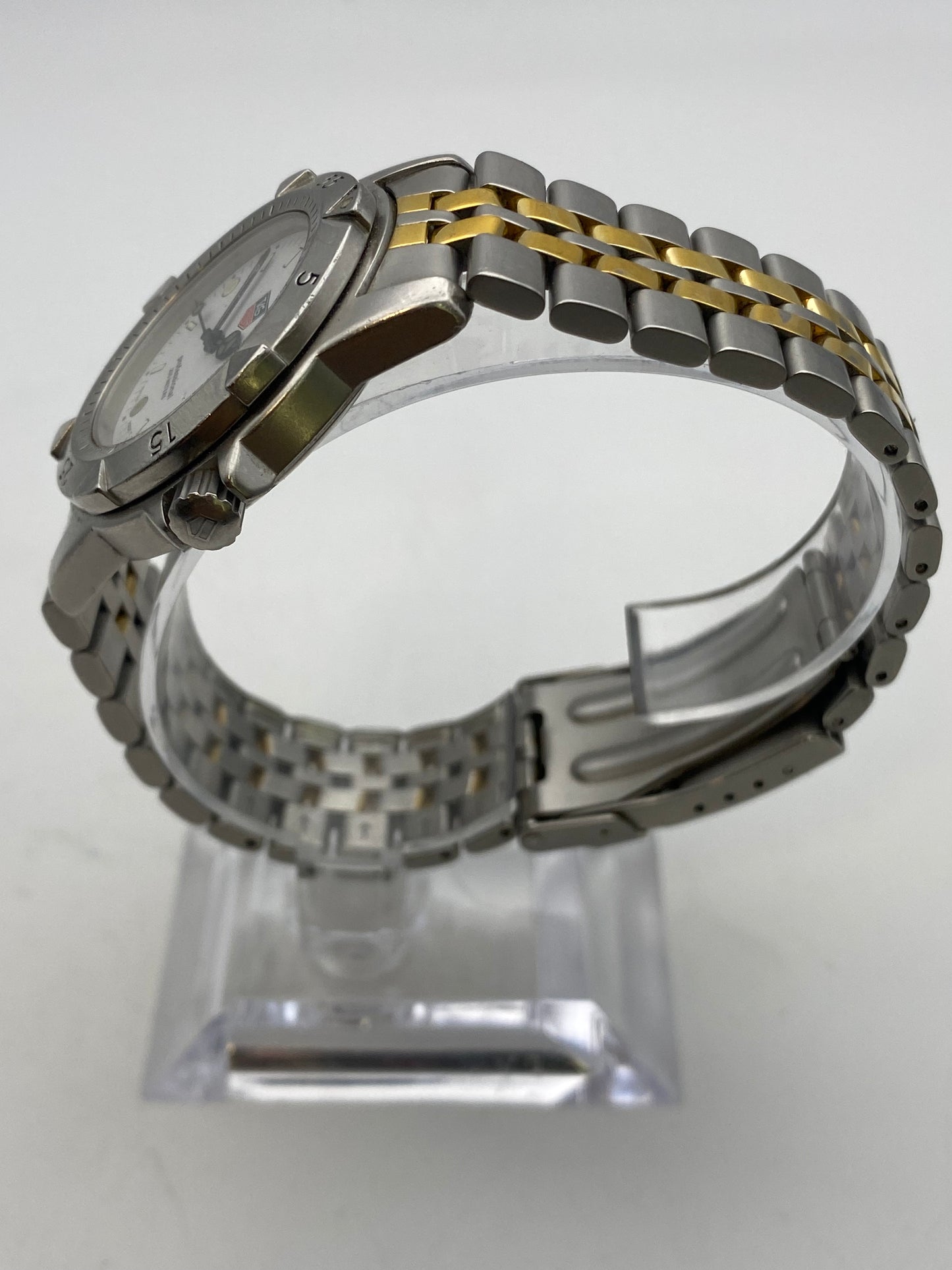 Tag Heuer Professional 1500 Series Quartz Gents Size With Travel Pouch