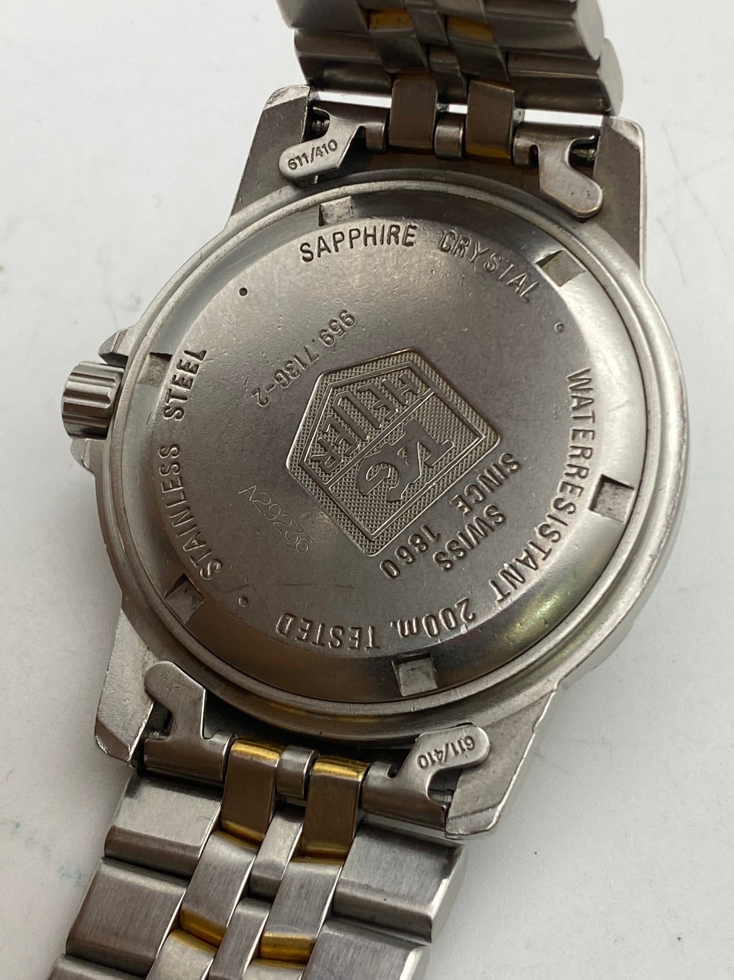 Tag Heuer Professional 1500 Series Quartz Gents Size With Travel Pouch