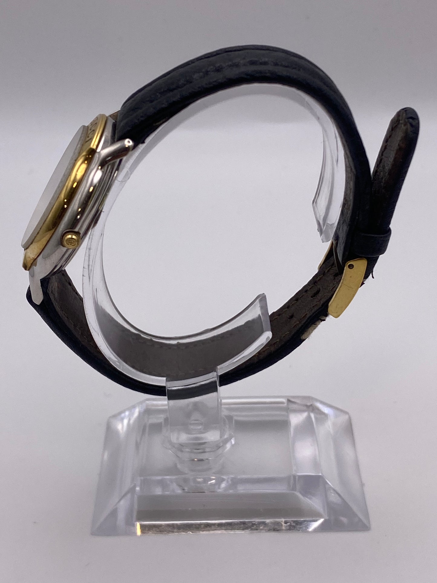 Gucci Two Tone Quartz Dress Watch Ref 8200M With Box.