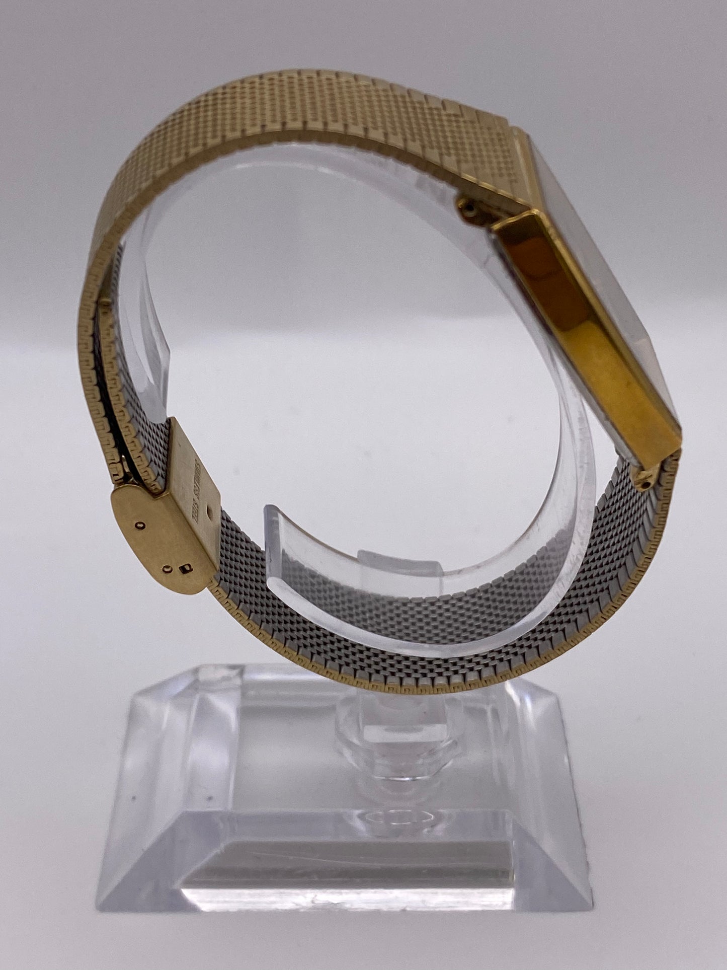 Vintage Gents Accurist Gradient Dial Quartz Dress Watch With box