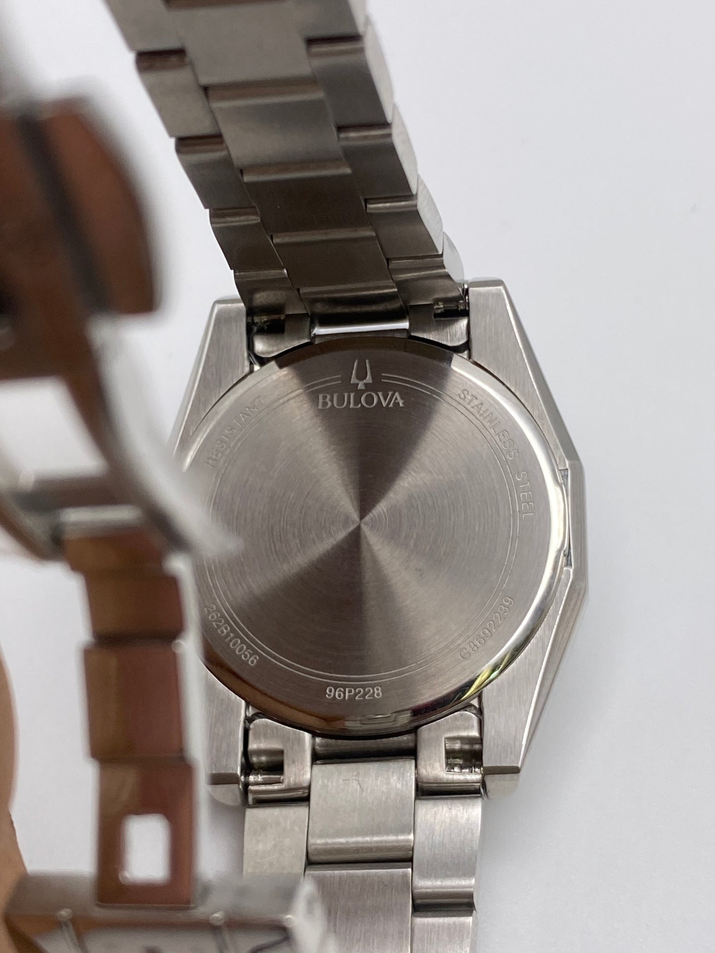 Ladies Bulova Quartz Dress Watch Mother Of Pearl & Diamonds
