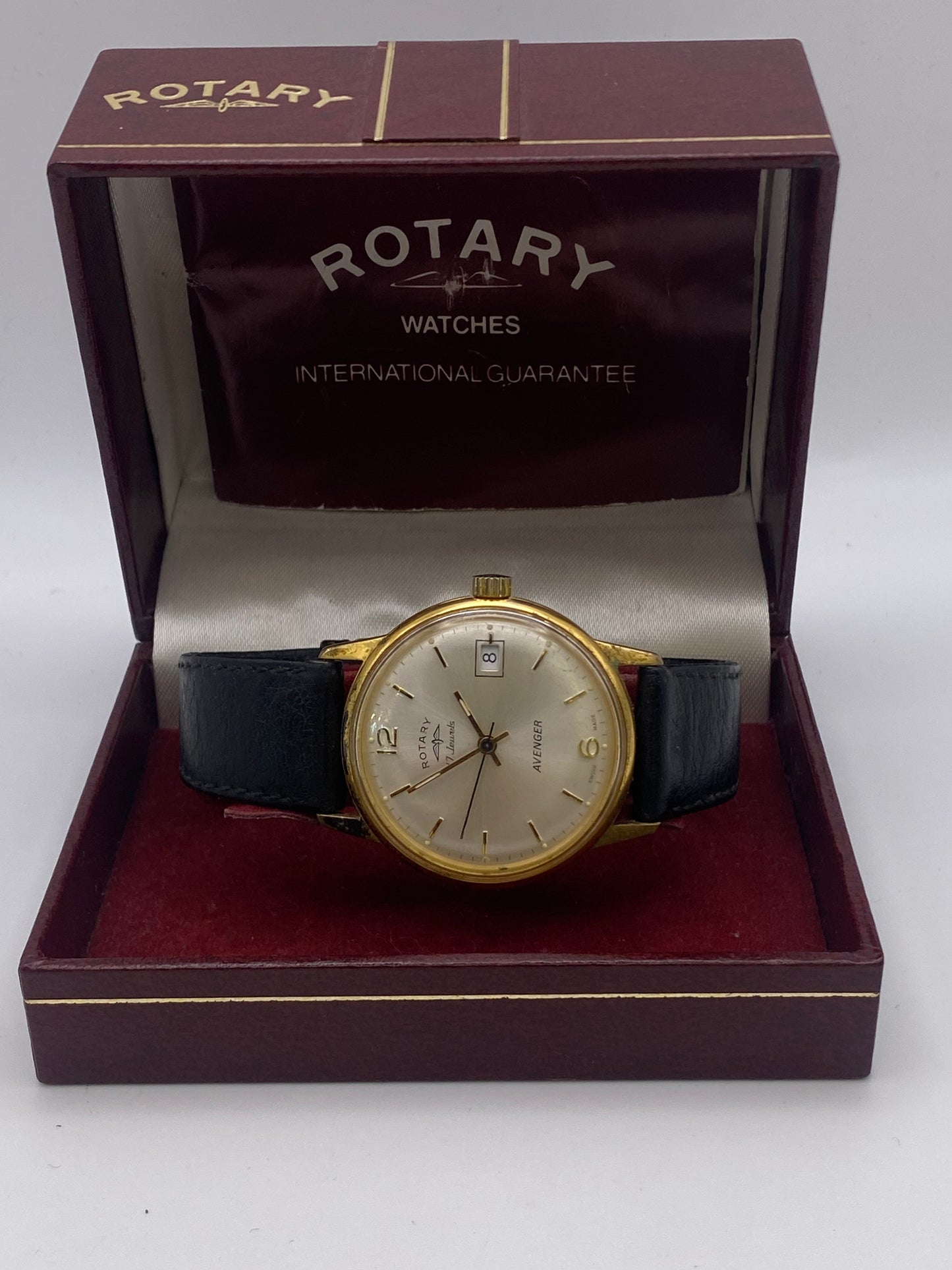 Vintage Rotary Avenger Manual Wind Mechanical Gents Dress Watch