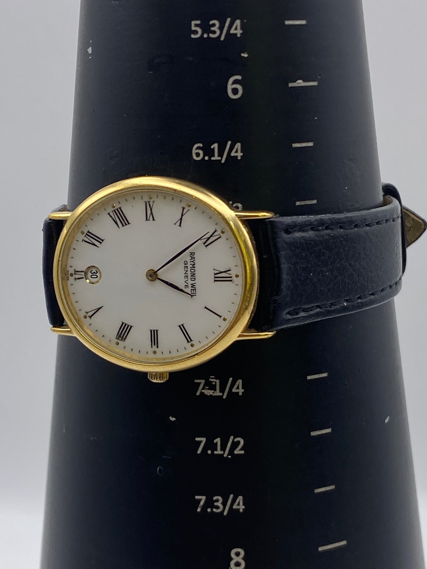 Raymond Weil Gents White Dial Quartz Dress Watch With Box
