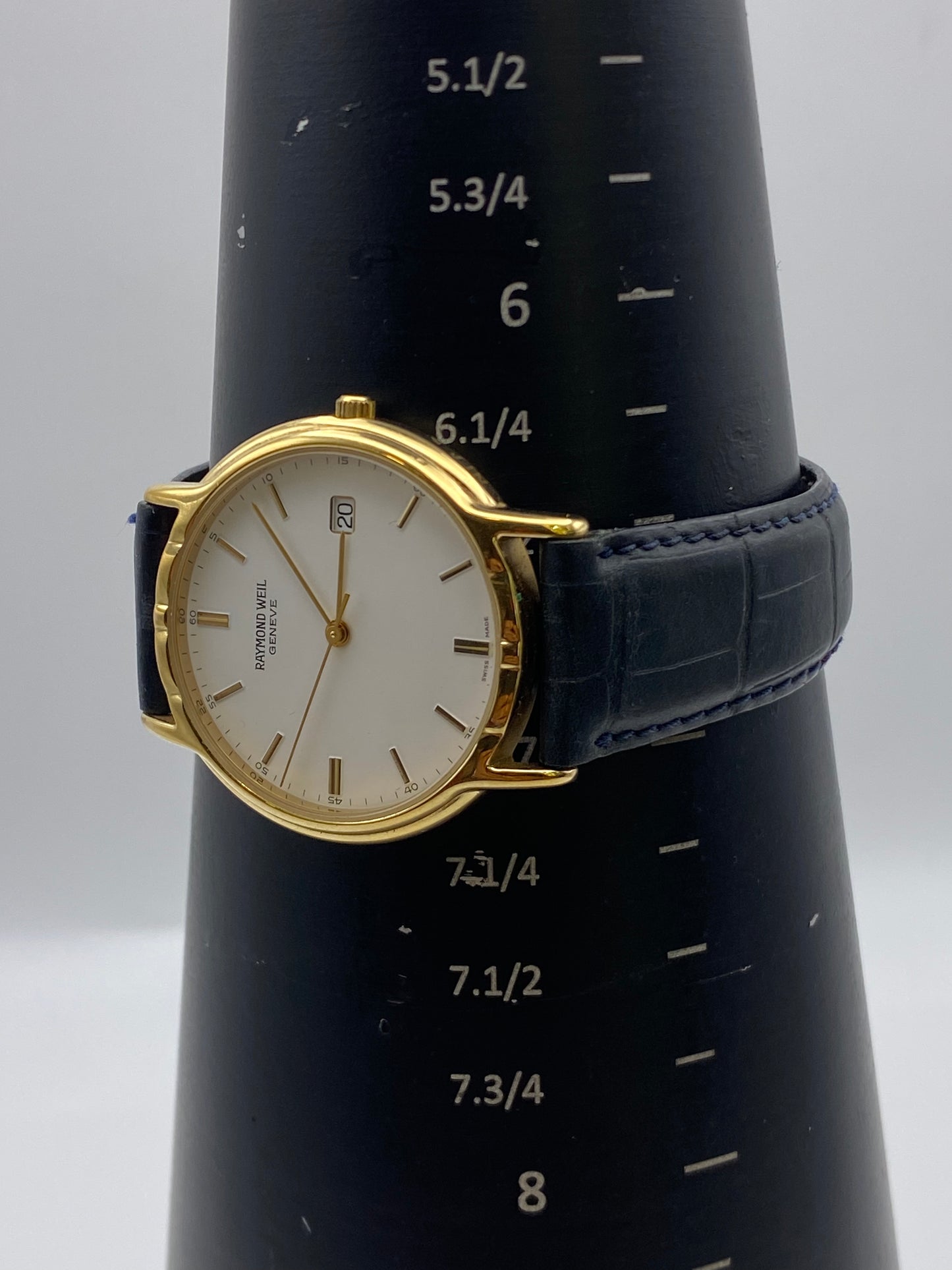 Raymond Weil Gold Plated Quartz Gents Dress Watch Ref 5543 With Pouch