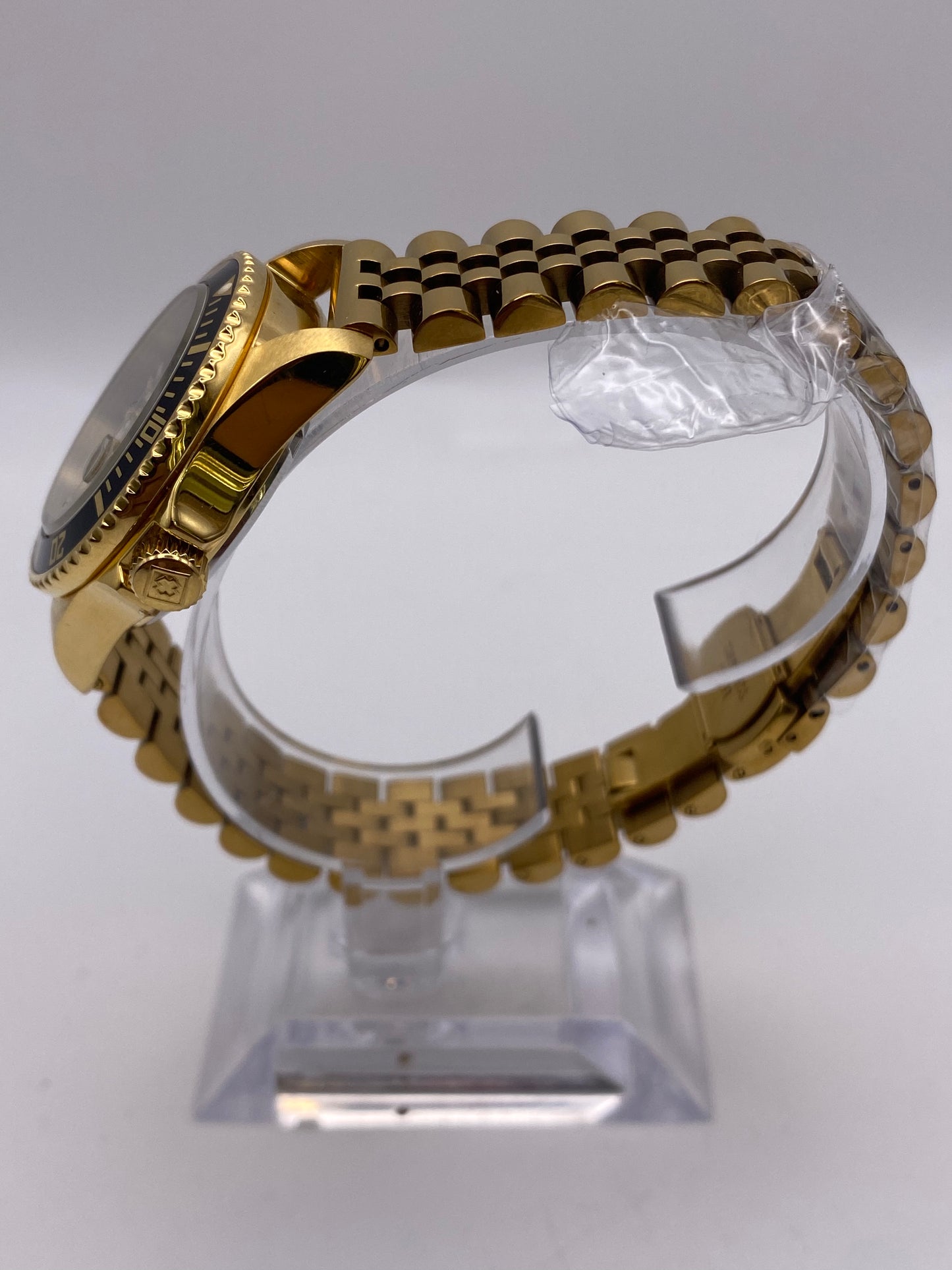 Invicta Mickey Mouse Quartz Sports Watch With Box