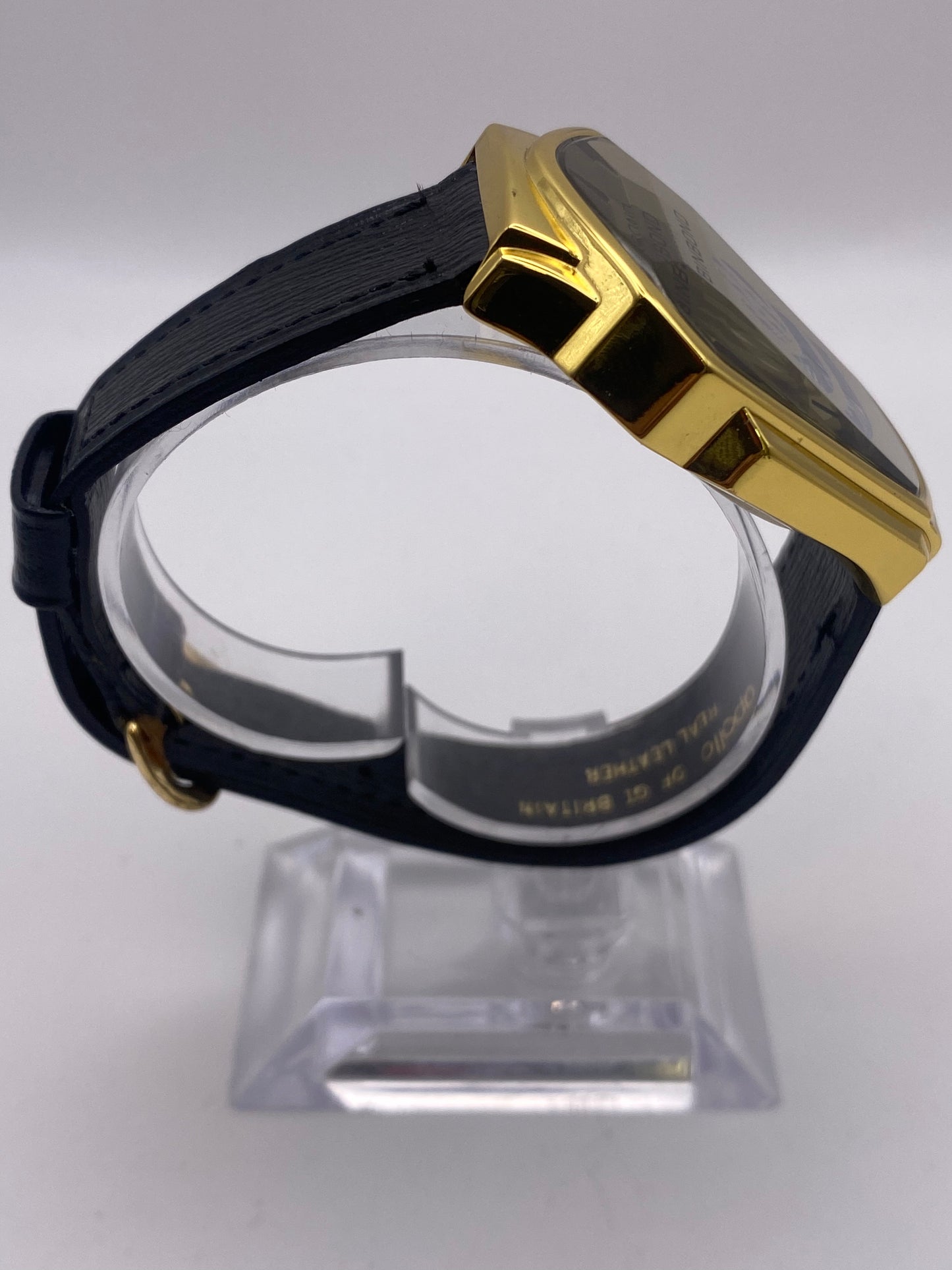 Unusual Gents Binbond Quartz Jump Hour Dress Watch