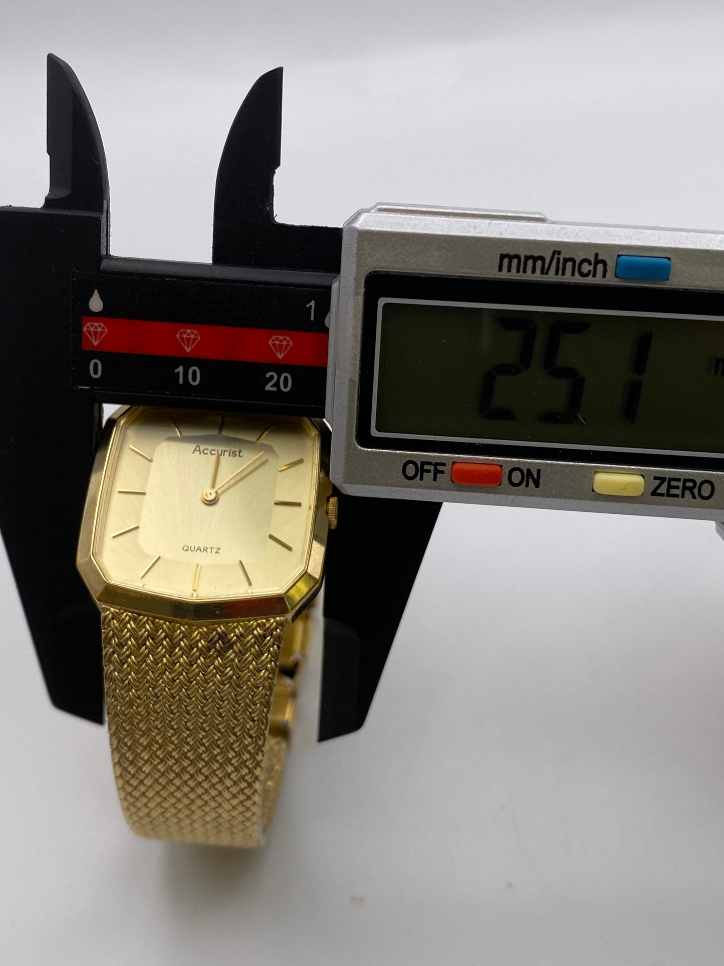 Vintage Gents Accurist Stainless Steel Gold Plated Quartz Dress Watch