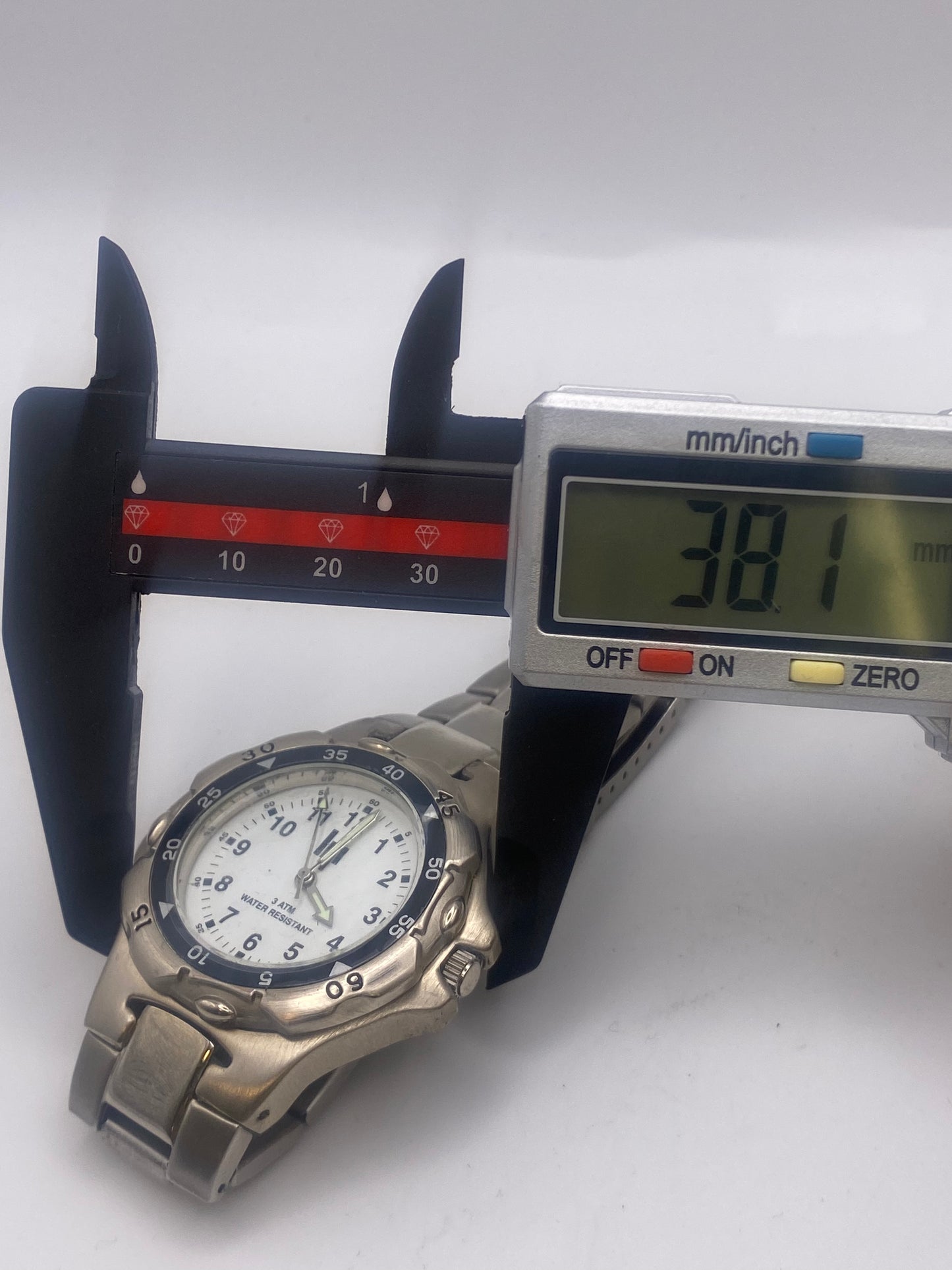 Gents LIP Quartz Stainless Steel Dress Watch With Box