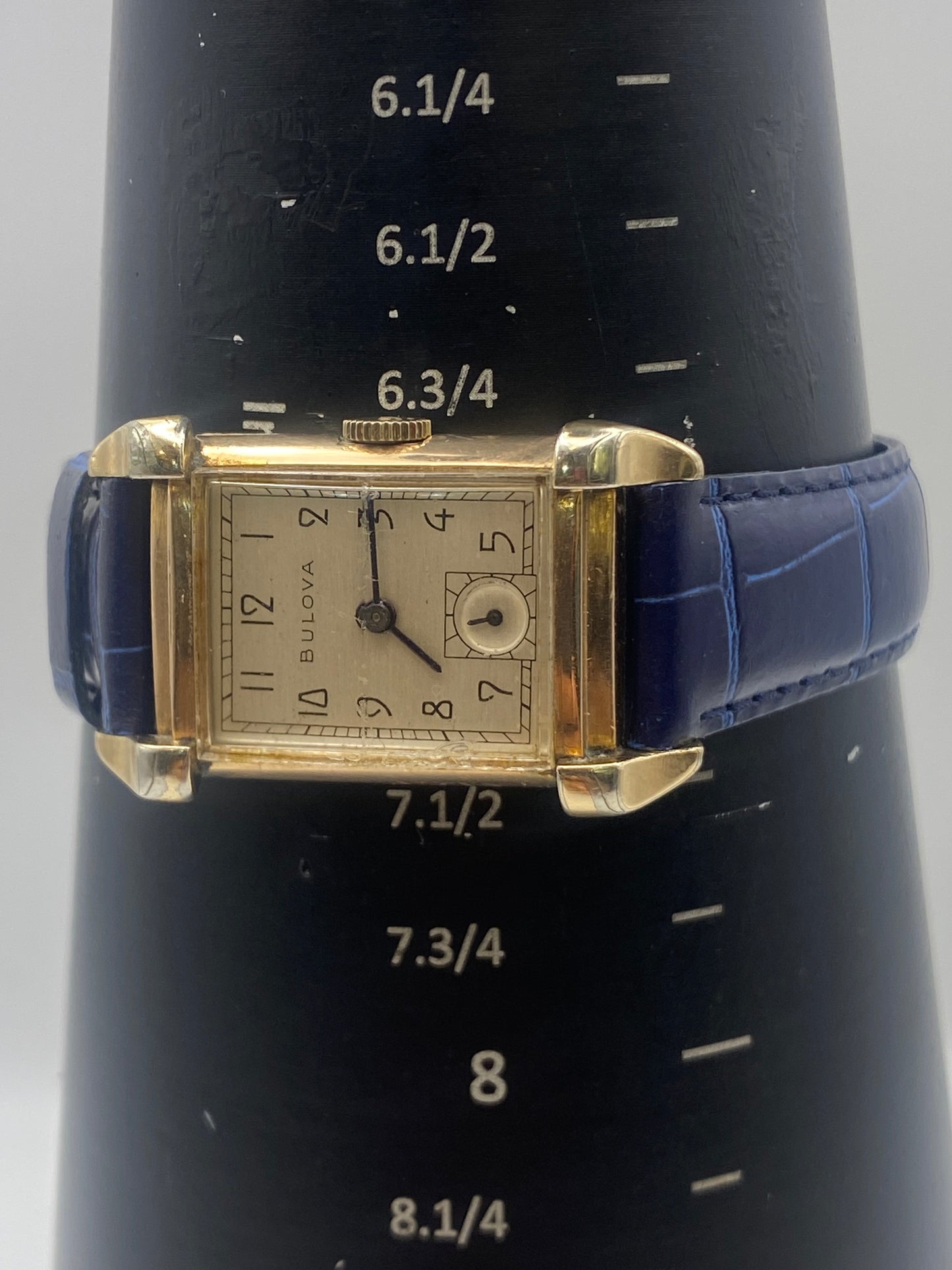 Vintage Gents Bulova Tank 10k Gold Filled Manual Wind Mechanical Dress Watch