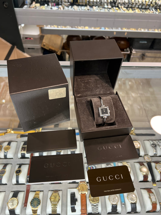 Ladies Gucci bangle watch