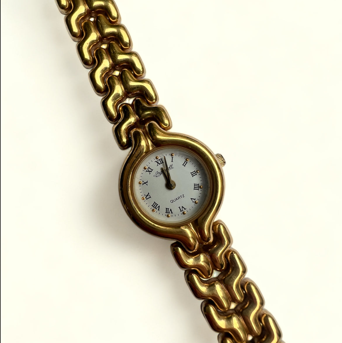 Gorgeous vintage Ingersoll gold plated women's cocktail dress watch