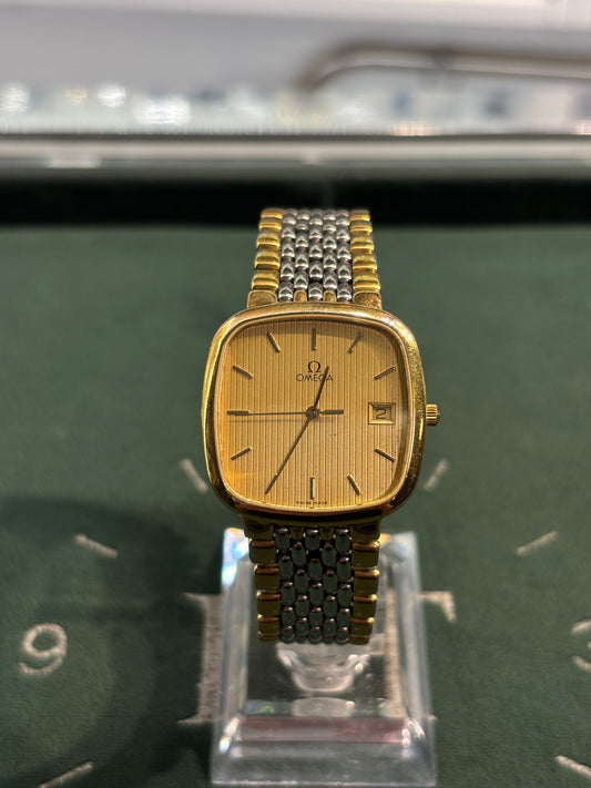 Vintage Gents Omega De Ville Quartz Two Tone Dress Watch Champagne Dial.