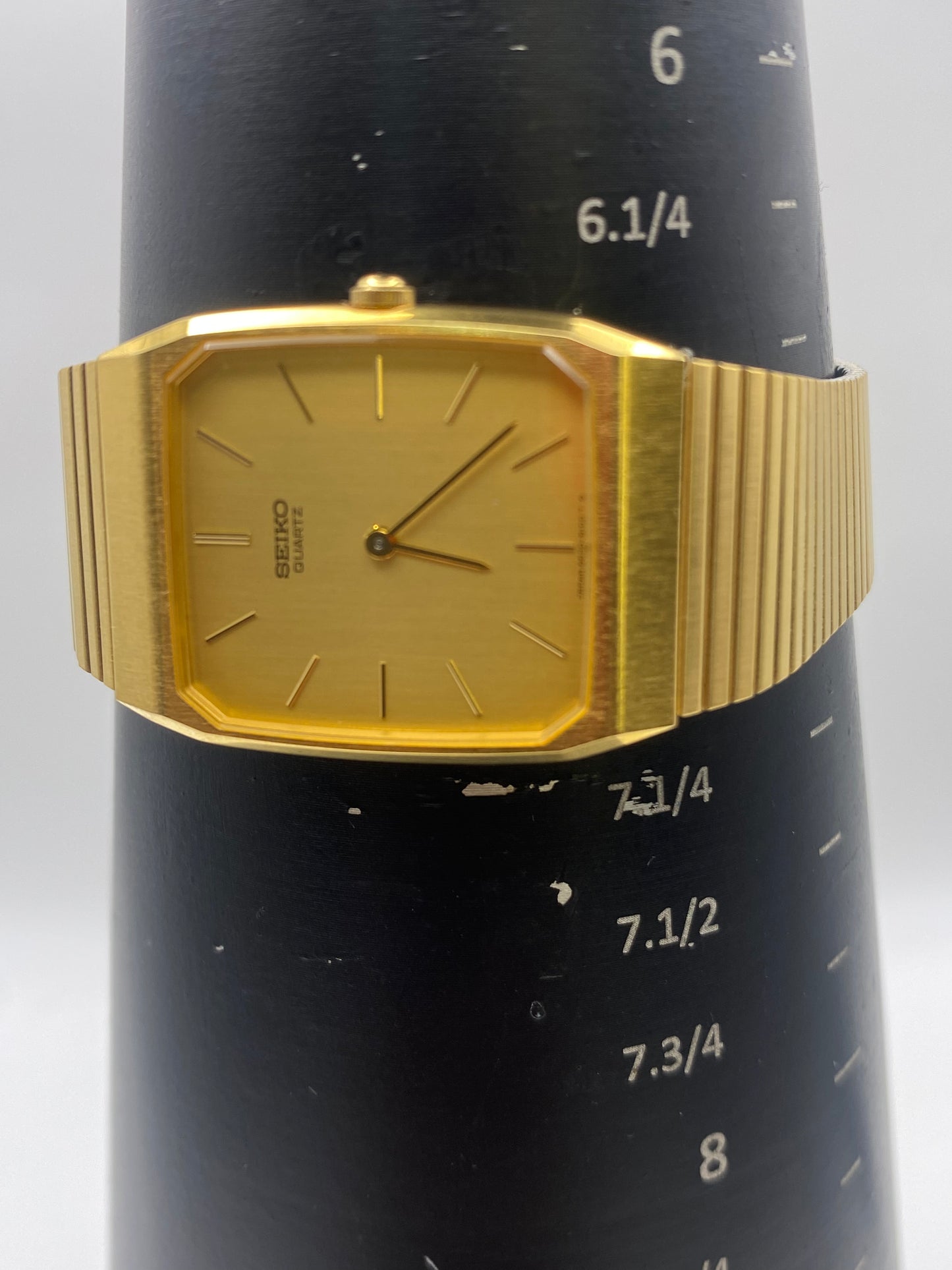 Vintage Gents Seiko Quartz Stainless Steel Gold Plated Dress Watch