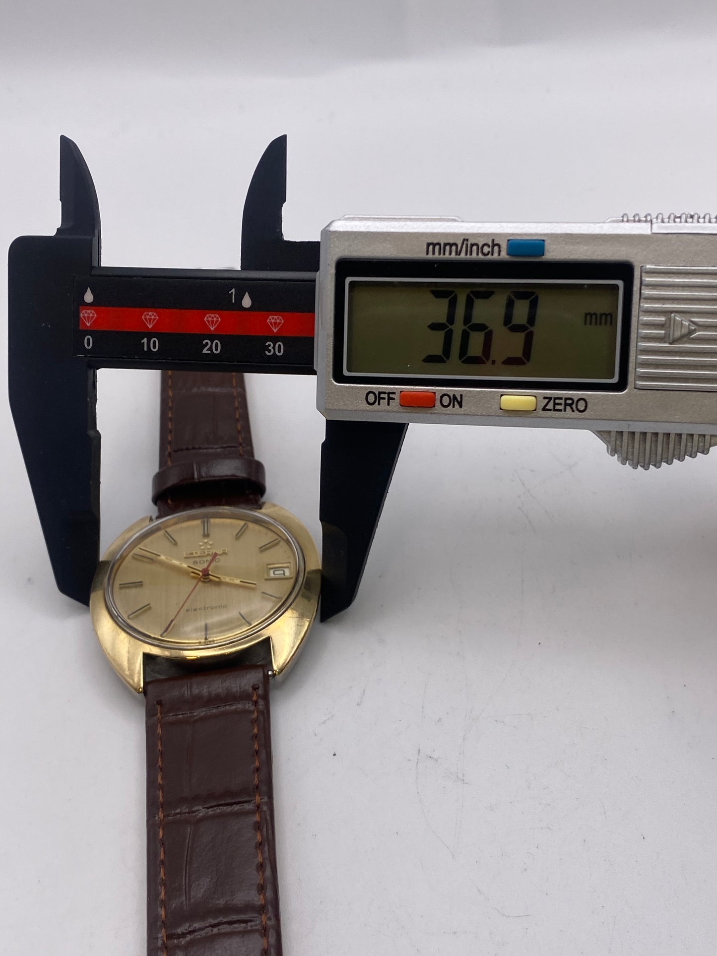 Vintage Eterna Sonic Tuning Fork Gents Gold Plated Dress Watch