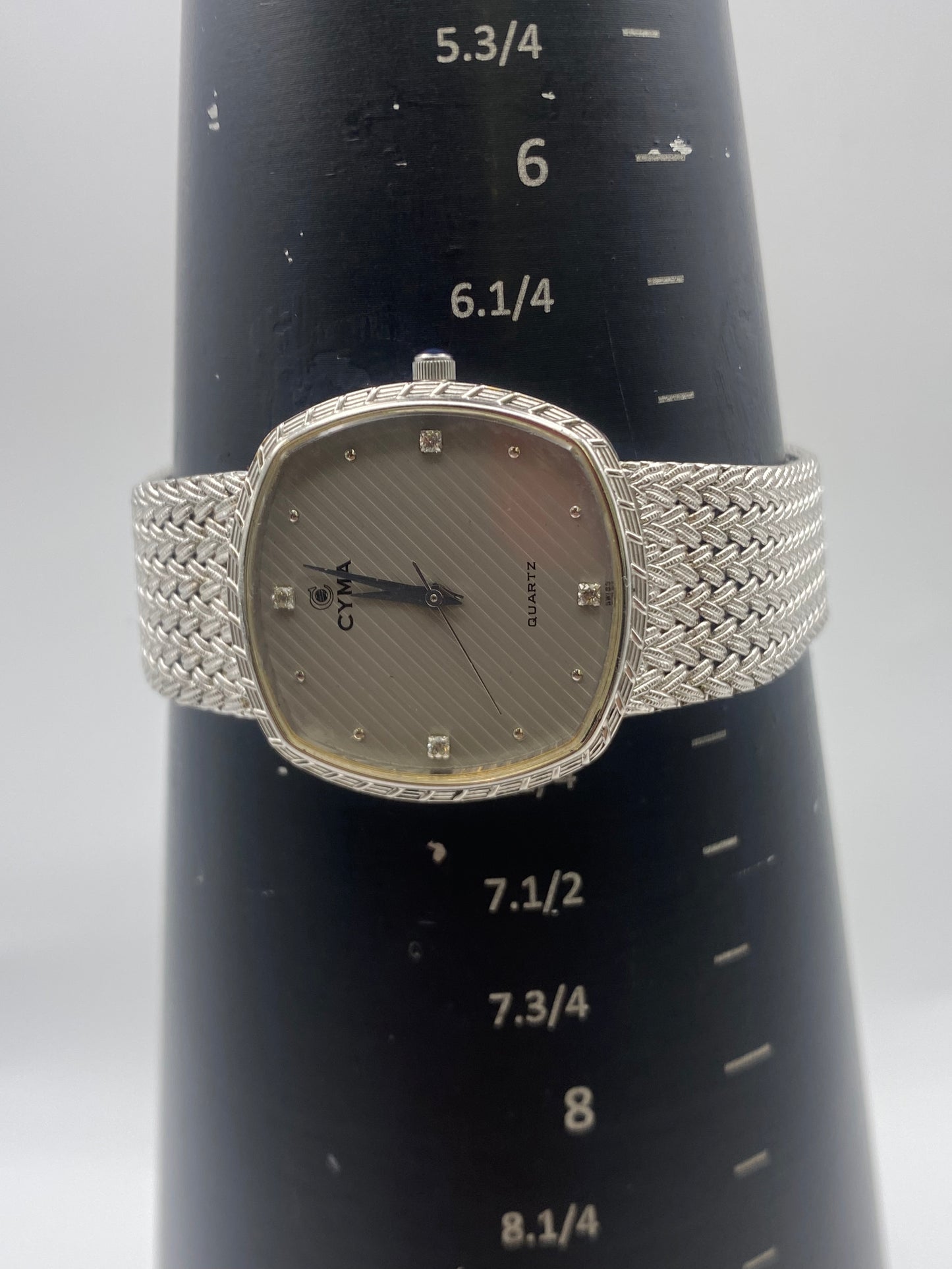 Vintage Cyma Gents Quartz Stainless Steel Dress Watch