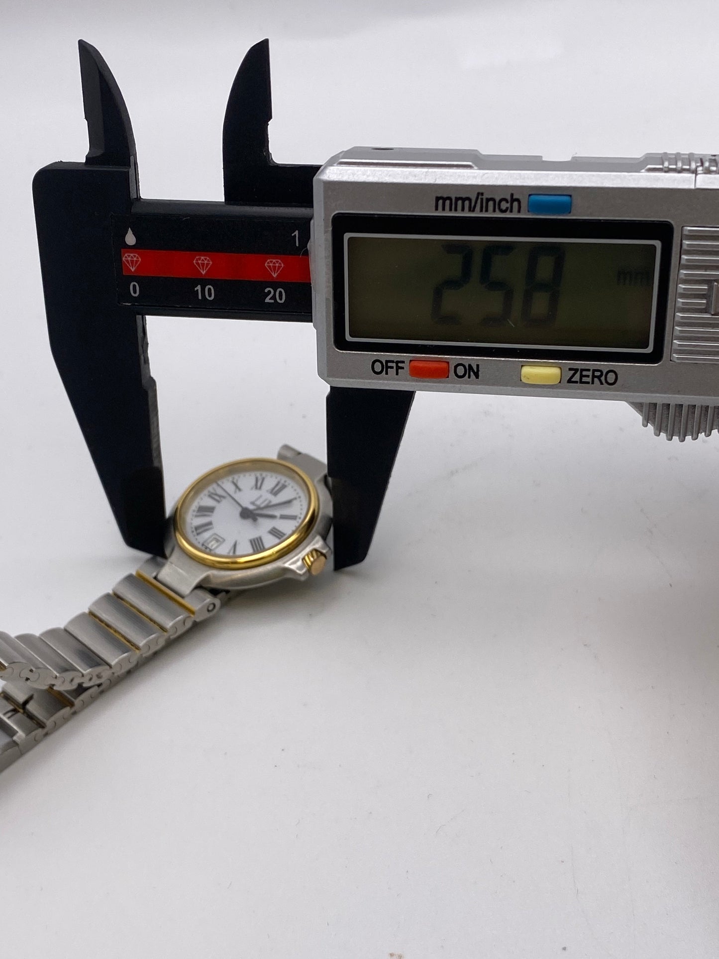 Vintage Ladies Dunhill White Dial Two Tone Quartz Dress Watch With Extra Links