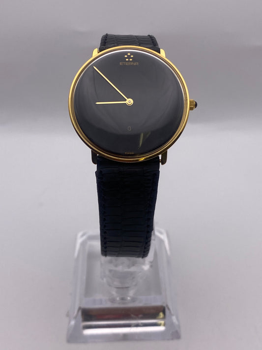 Vintage Gents Quartz Onyx Dial Gold Plated Dress Watch