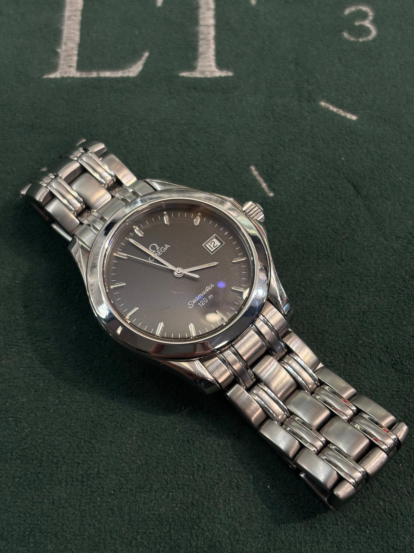 Vintage Gents Quartz Omega Seamaster