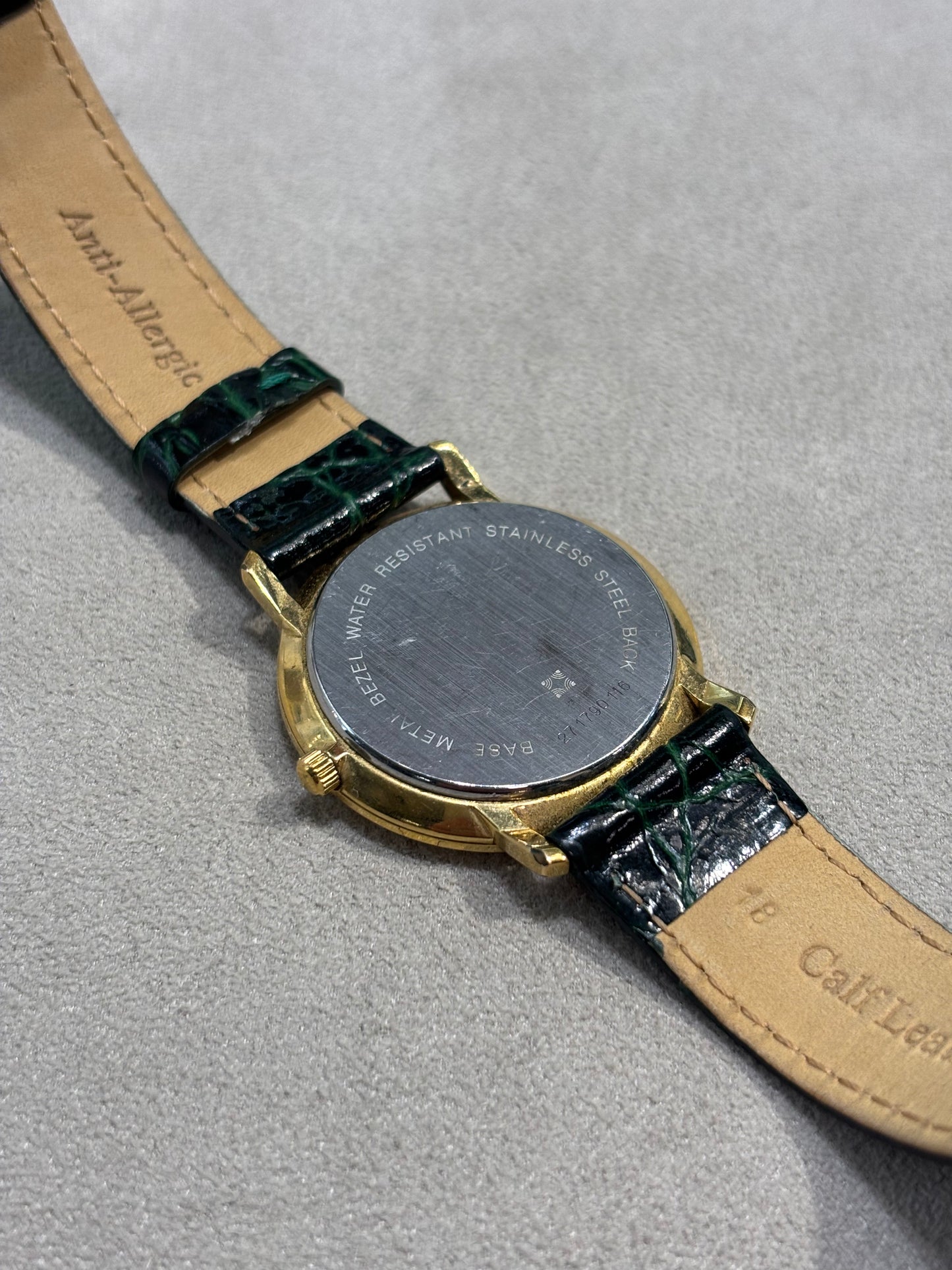 Vintage gents Zenith quartz gold plated champagne dial dress watch with box and papers 1992