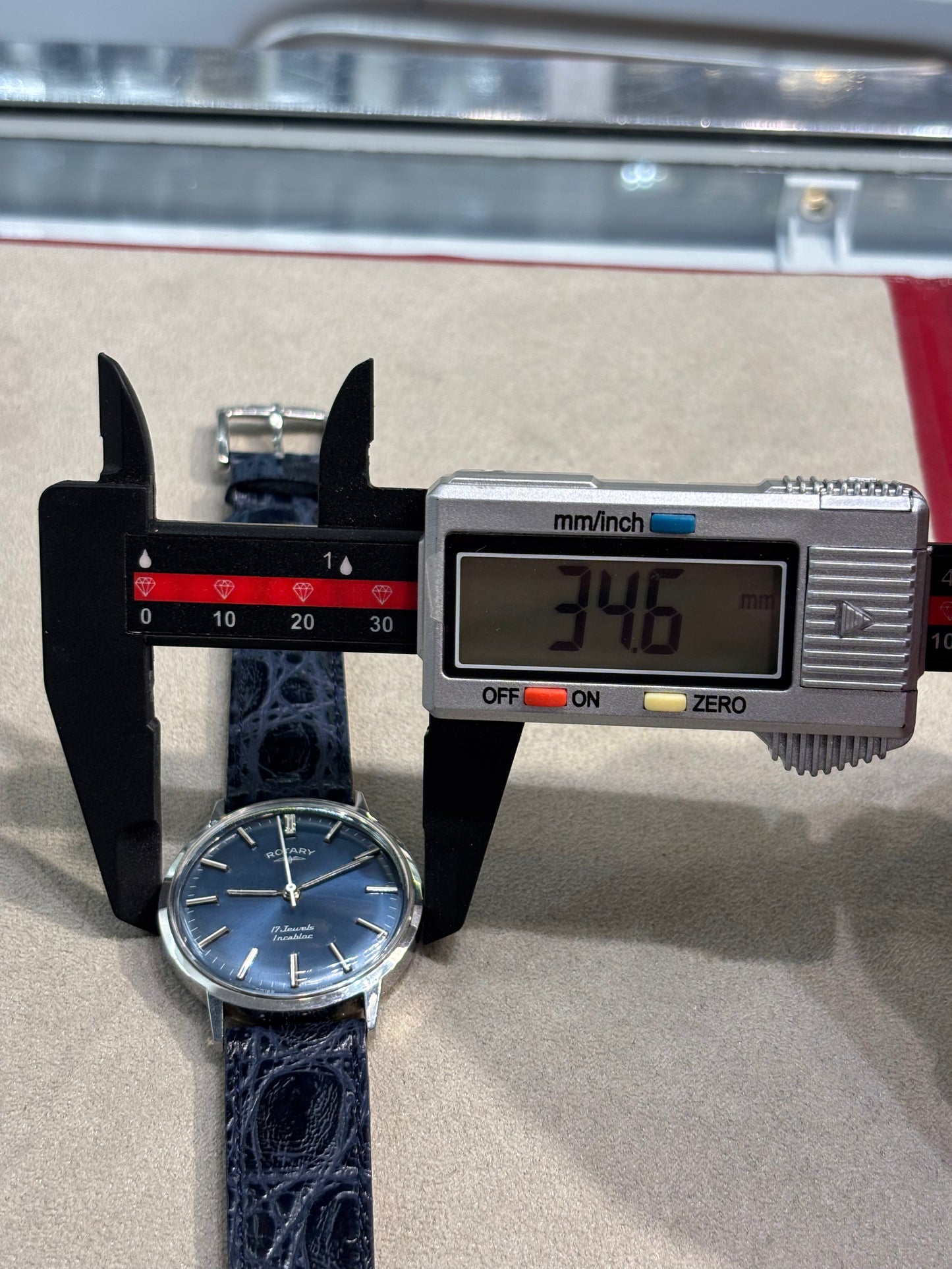 Vintage Gents Manual Wind Mechanical Rotary With Original Box