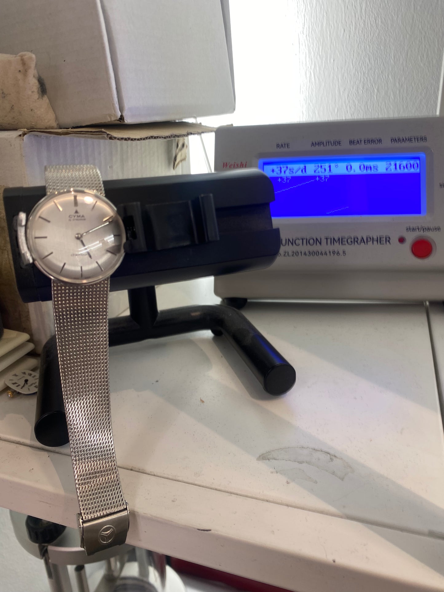 Vintage Cyma Chambond Manual Wind Mechanical Gents Round Stainless Steel Dress Watch