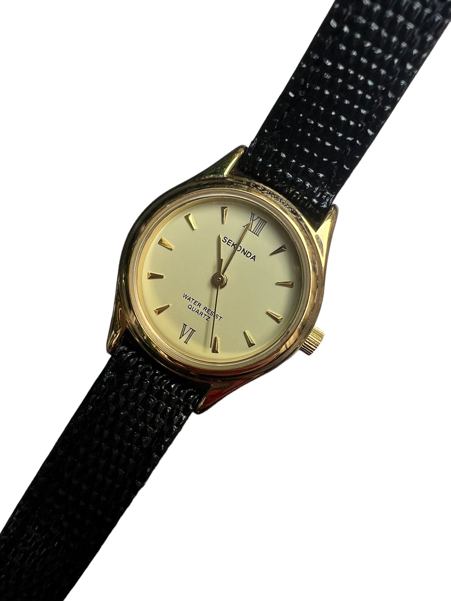 Exquisite Sekonda vintage ladies water resistant watch with black leather strap